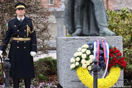 Predsednica Republike Slovenije dr. Nataša Pirc Musar k spomeniku Rudolfa Maistra – Vojanova položila cvetje (33)